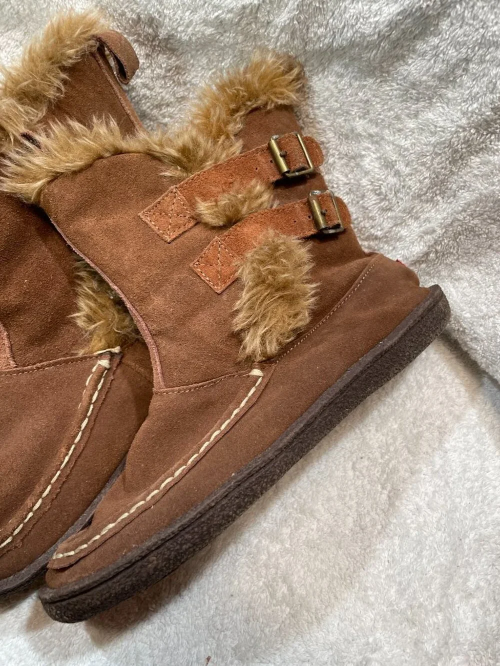 Staheekum Simone Moccasins Boots Womens Size 8 Cocoa Brown Cow Suede Acrylic Fur
